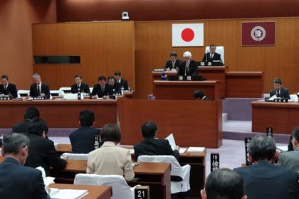 4日開会した三条市の3月定例会
