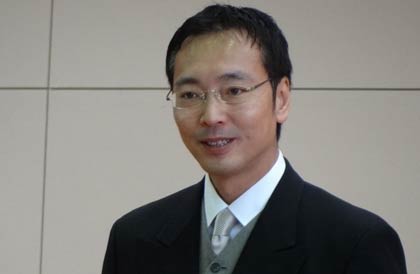 式辞を述べる国定三条市長