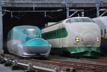 2012年10月21日、新潟新幹線車両センターで一の般公開