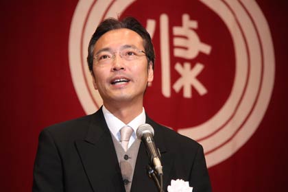式辞を述べる国定三条市長
