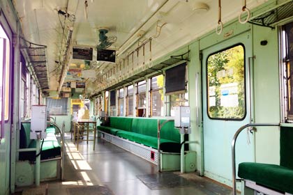 かぼちゃ電車の車内