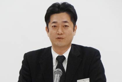 平成25年度代表幹事の土田昌幸(株)ニシカタヤ社長