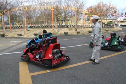 燕市交通公園で人気のゴーカート
