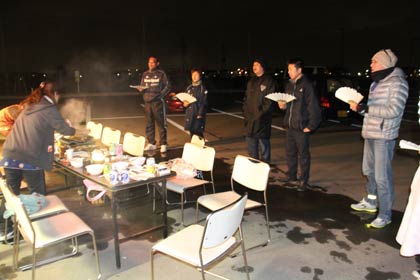 15夜は分水神輿会が木遣りの練習を兼ねて訪れた