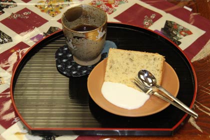 会場では「桜の花のシフォンケーキセット」も用意