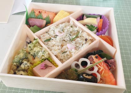 見た目も華やかで味も驚き