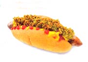 スタッフが手作りするホットドッグ「Land Dog Pro.」（ソフトドリンク付き500円）