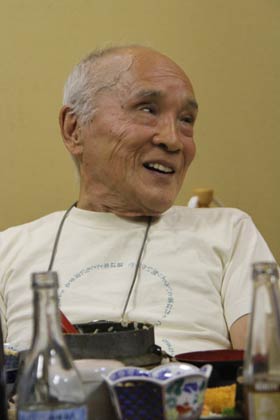 懇親会での谷川さん