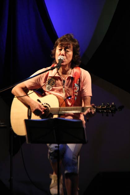 東映ムービルで還暦ツアーのライブを行った元NSPの中村貴之さん
