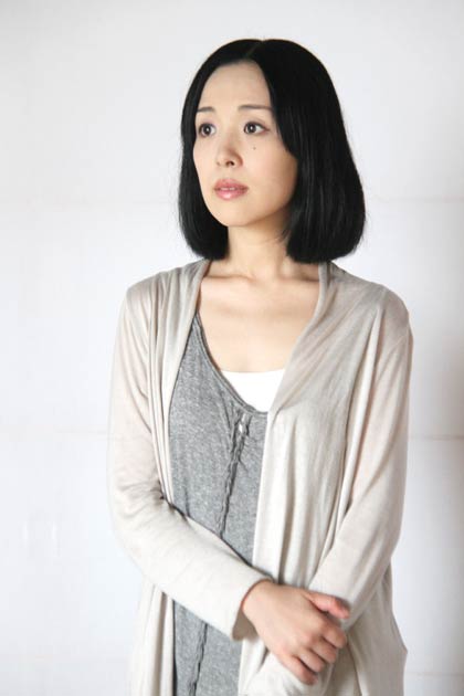 ミニアルバム「sun pillar」をリリースした中條有紀さん