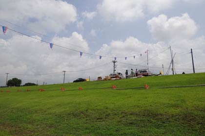 大花火大会の準備がストップした観覧場所の六ノ町河川緑地
