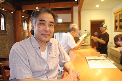 24日に火起こし体験教室を開く「トータルリペア　コンボイ」代表の多田さん