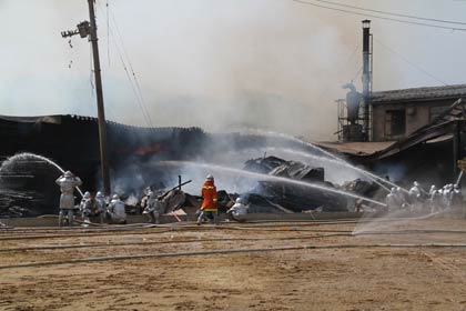 加茂市千刈1の火災現場