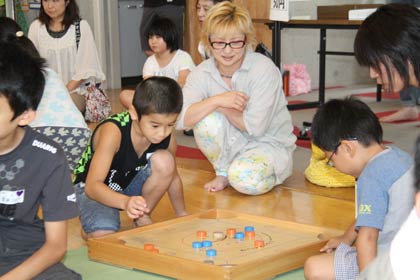 「C1カロムグランプリ全国大会」の出場権をかけて1日開かれた新潟大会
