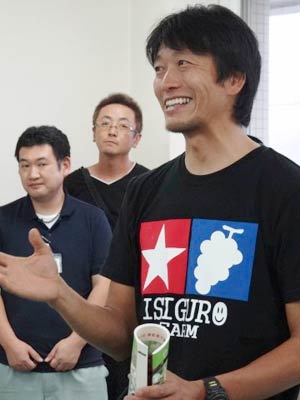 大島園協ぶどう研究会の石黒代表
