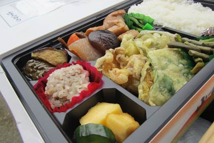 昼食