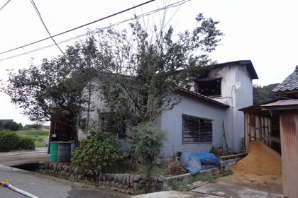 1人の遺体が見つかった三条市下田地区の金型工場