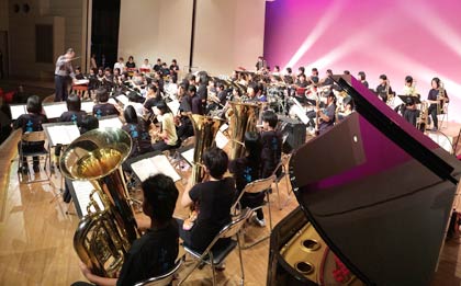 小池中、燕北中、分水高の3校吹奏楽部でハーモニーを奏でる