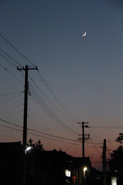 6日夕方、燕市吉田大保地内で