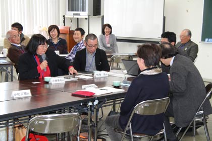  36人が参加して三条市の「歩きたくなる道を考える市民会議」がスタート