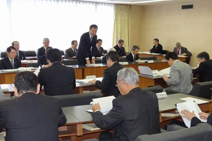 三条市議会12月定例会の議案概要説明会