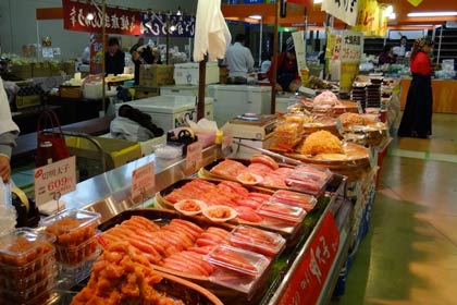 同時開催の「北海道＆うまいもの市」