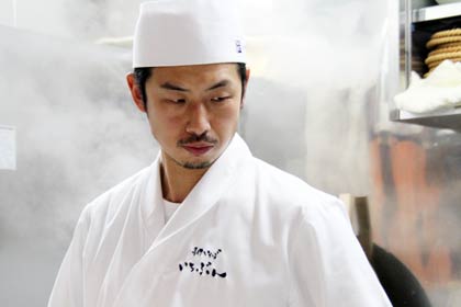 手打ちそばの店「いちぶん」の店主、福士さん