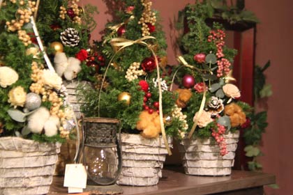 フラワーショップ「palette et riz」で人気のクリスマスアレンジメントが人気