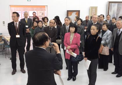 11日開幕した三条市名誉市民岩田正巳生誕120周年記念展「岩田正巳展」
