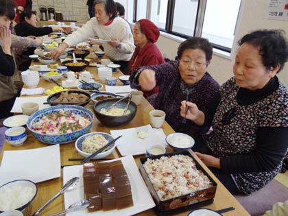 「漢学の里しただ」の農家レストラン「悟空」で始まった「家庭の味持寄り会」