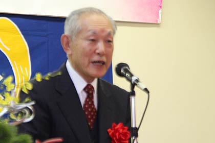 熟年成人者代表で平原さｂが謝辞