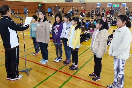 高学年の表彰式