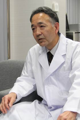 PM2.5について話す県央研究所品質管理課の渡辺勝行課長