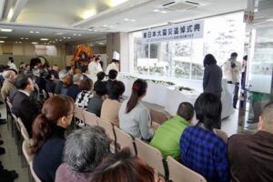 8日、三条市で行われた東日本大震災追悼式典