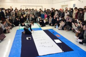9日行われた中村暢子書展の席上揮毫
