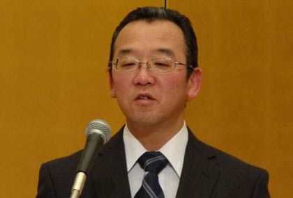 平成26年度代表幹事に決まった第12期受講者の冨士田篤シマト工業(株)品質技術部長