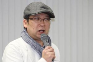 燕三条プライドプロジェクトツーリズムグループの講演会で講演する似顔絵師やまだみつるさん