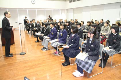 平成25年度Jack & Bettyプロジェクト燕市海外派遣事業親善大使帰国報告会