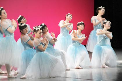 燕市文化協会芸能部燕支部のダンスフェスティバル 2014