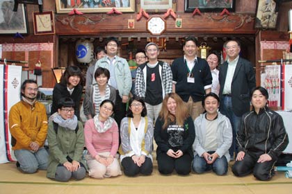 ワークショップ参加者で記念写真