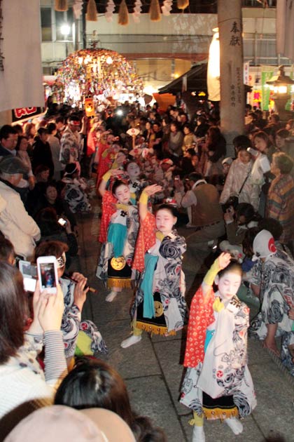 木場小路万灯組が戸隠神社で下座