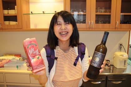 「みんくる」が自前でチャンレジショップで開いている「ぐるっとカフェ」、担当の石本マネージャー
