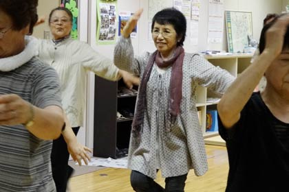 難易度の高い「三条おけさ」も練習