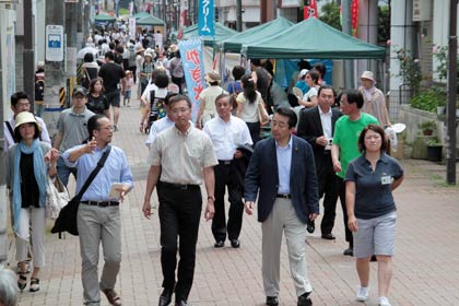本寺小路を歩く