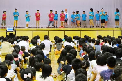三条市立嵐南小学校の1学期の終業式