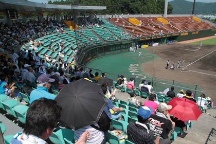 26日、三条パール金属スタジアムで行われたウエスタンリーグ阪神中日戦