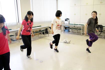  三条市総合福祉センターで毎週日曜に行っているレッスン
