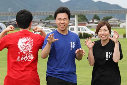 9月28日に行われる第10回越後くがみ山酒呑童子行列で参加者に配布、一般販売する永井豪描き下ろしの酒呑童子をプリントしたオリジナルTシャル