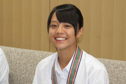 全中陸上女子100mハードルで3位の3年白井杏子さん