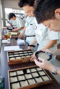 JAにいがた南蒲の平成26年度産米の初検査セレモニー